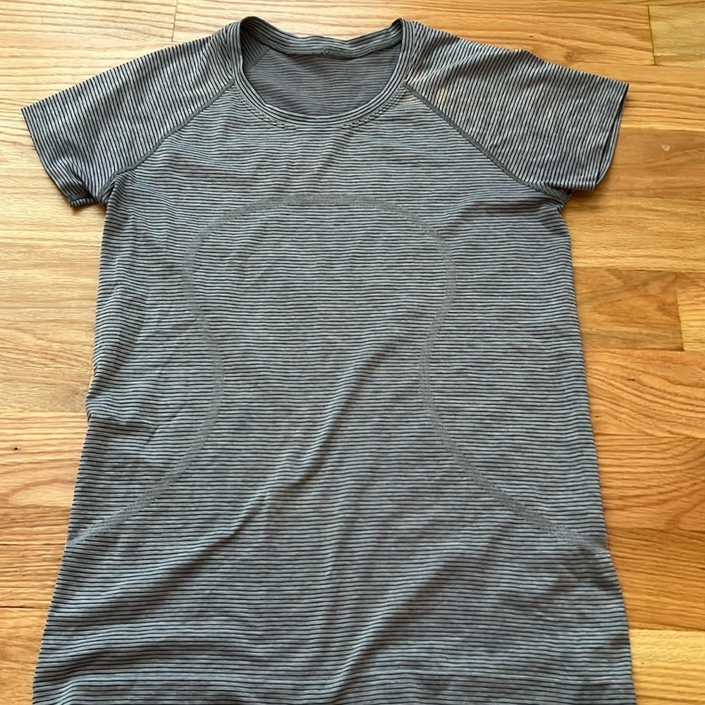 Lululemon swiftly tech tee